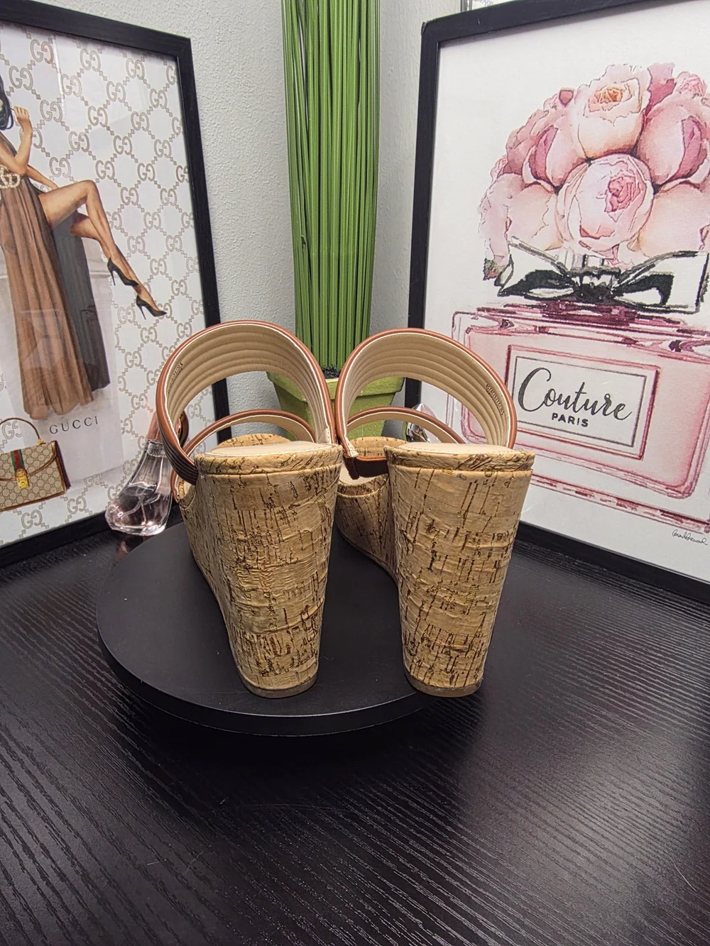 Kenneth Cole Cailyn Wedge Slides